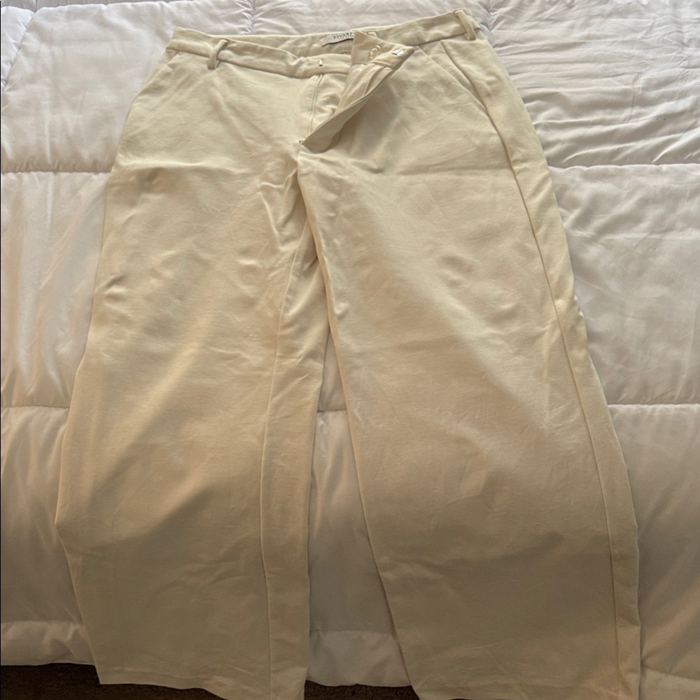 Liverpool Women's Cream Trousers